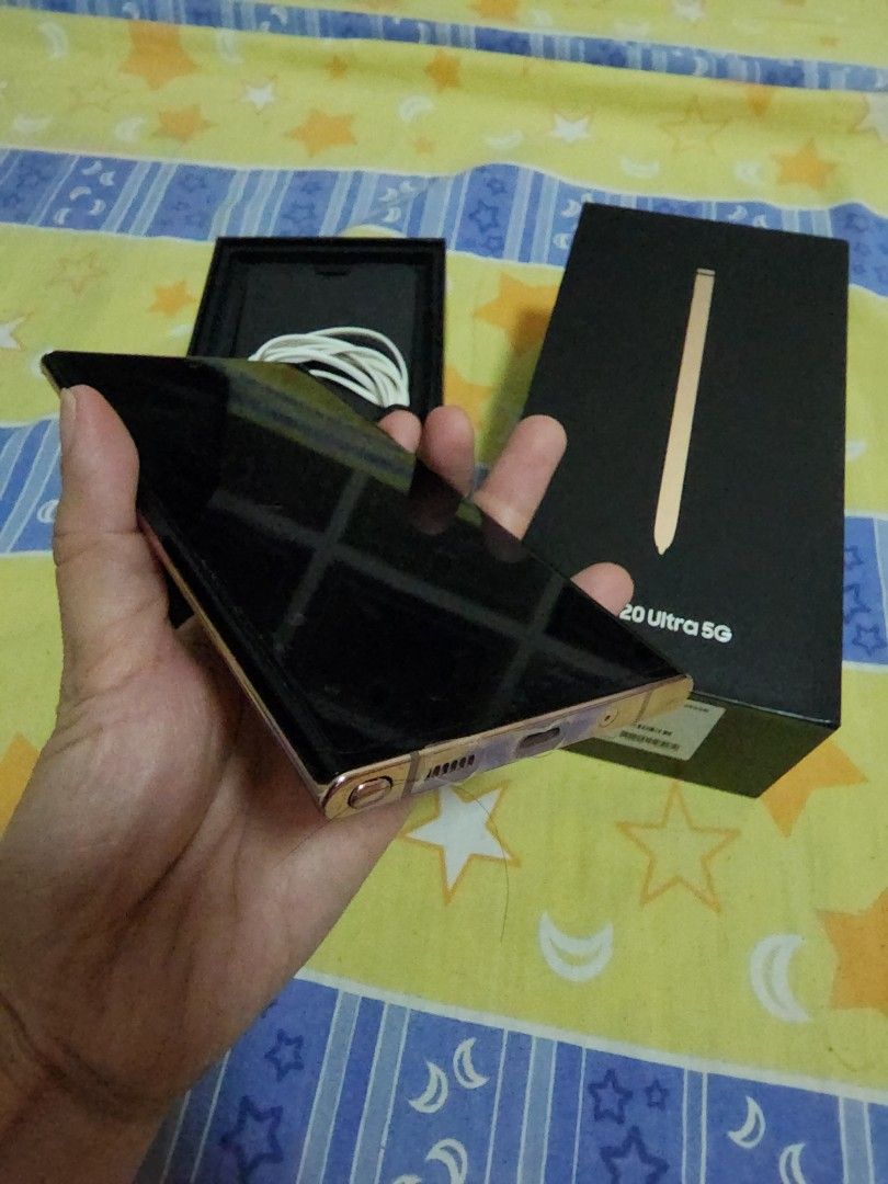 Note 20 Ultra with complete accessories (box with original headsets and