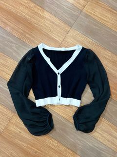 (Category: ) located in . Submitted by Https.ClutterwithCami (Listing ID 1214482720, Image 1). Description: .