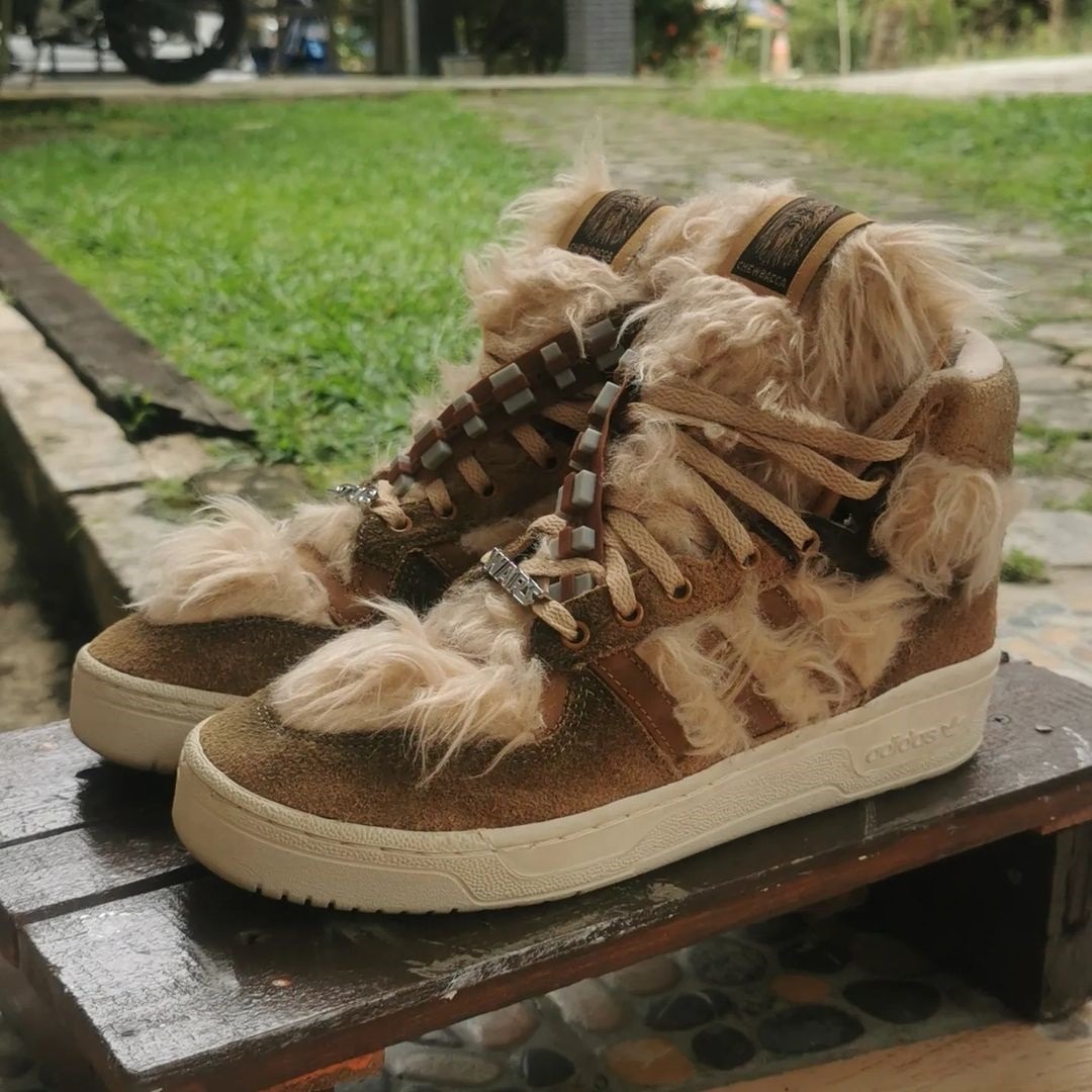 Tenis deals adidas chewbacca
