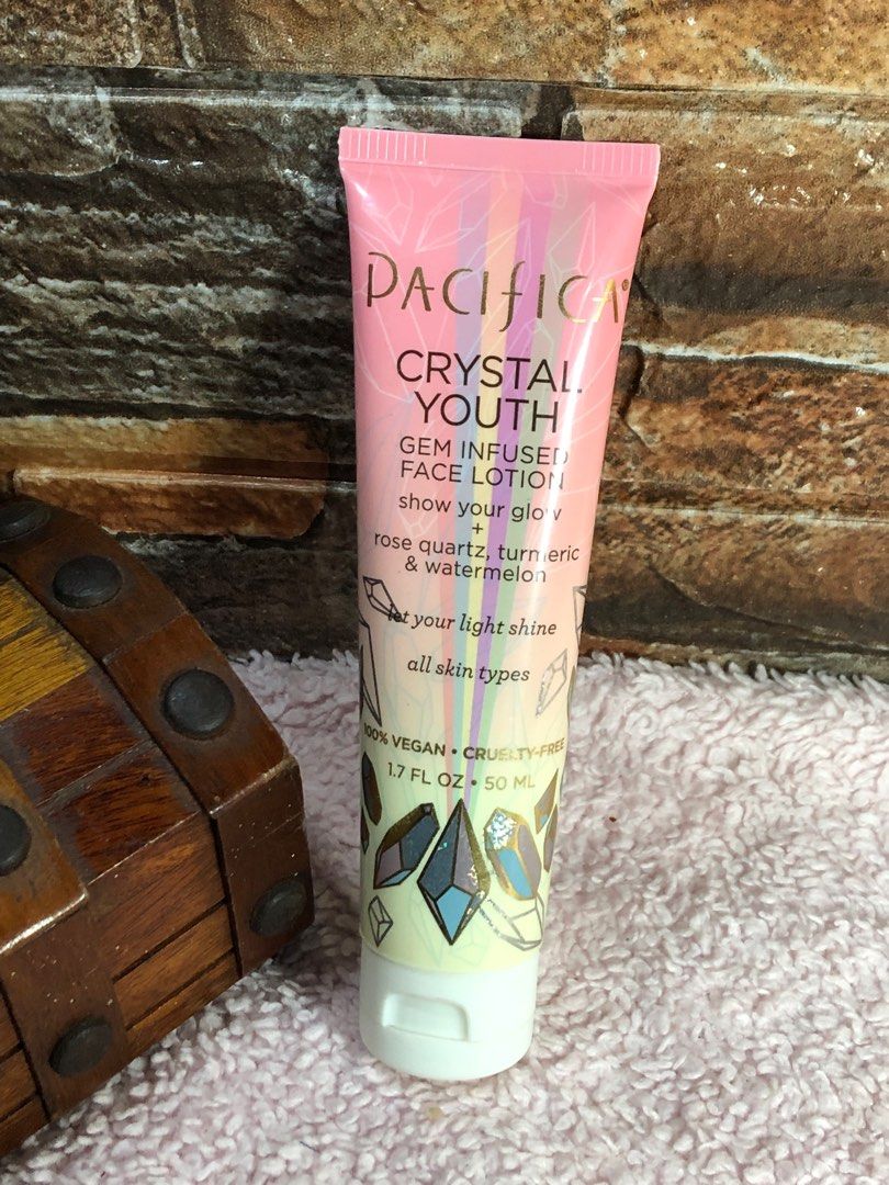PACIFICA Crystal Youth Gem Infused Face Lotion (Category: Face Care) located in Las Pinas. Submitted by calliahscorner (Listing ID 1214488982, Image 1). Description: A lotion moisturizer that ranks high on dermal fibers and skin tone. It has Palmitoyl Tripeptide-5, Acetyl Hexapeptide-8, and Curcuma Longa Root Extract that reduce the signs of aging, reduce wrinkles and reduce inflammation. TEXTURE Lotion HIGHLIGHTS Vegan, Cruelty Free BENEFITS Moi