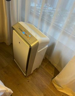 （分類：）位於 。 由 j6_cc 提交（商品編號 1214395089，圖片 1）。簡介： 。