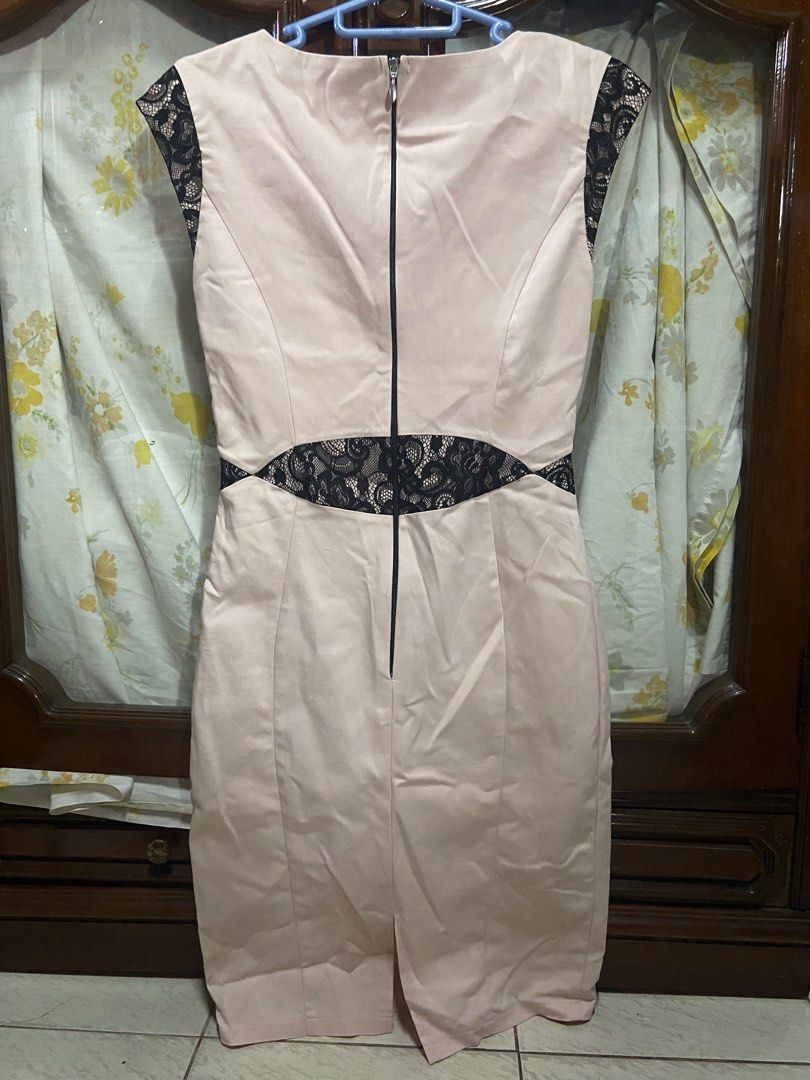 Paper Dolls Light Pink Office Dress, Women's Fashion, Dresses & Sets, Dresses on Carousell
