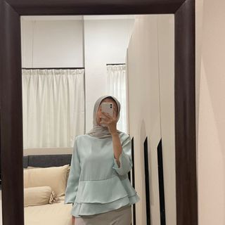Plain blouse