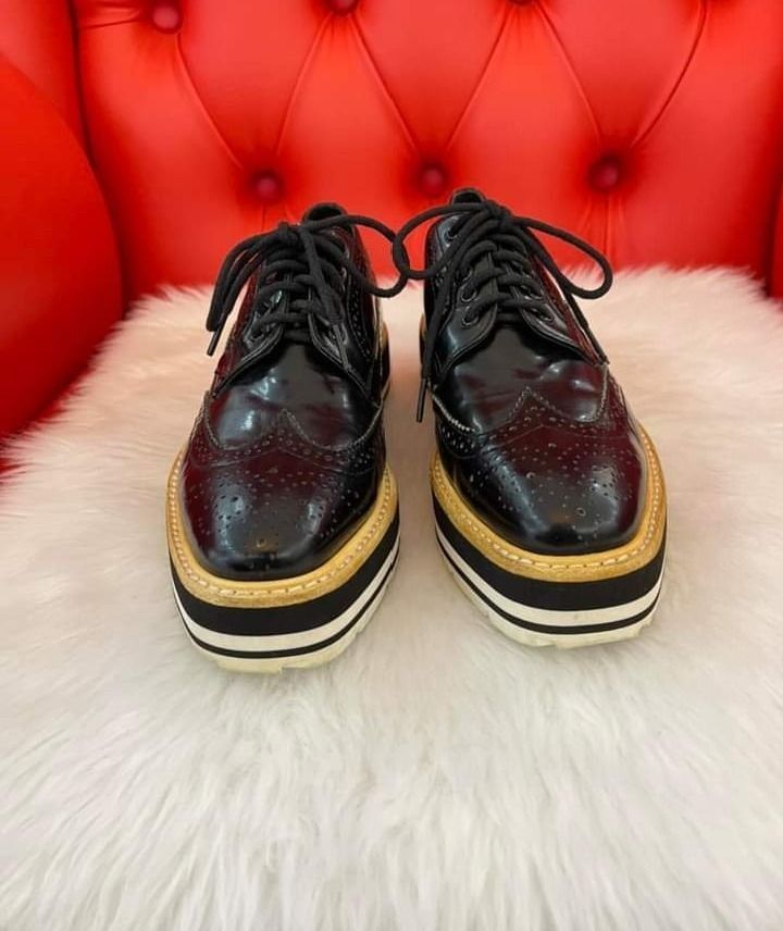 Wingtip sales platform shoes