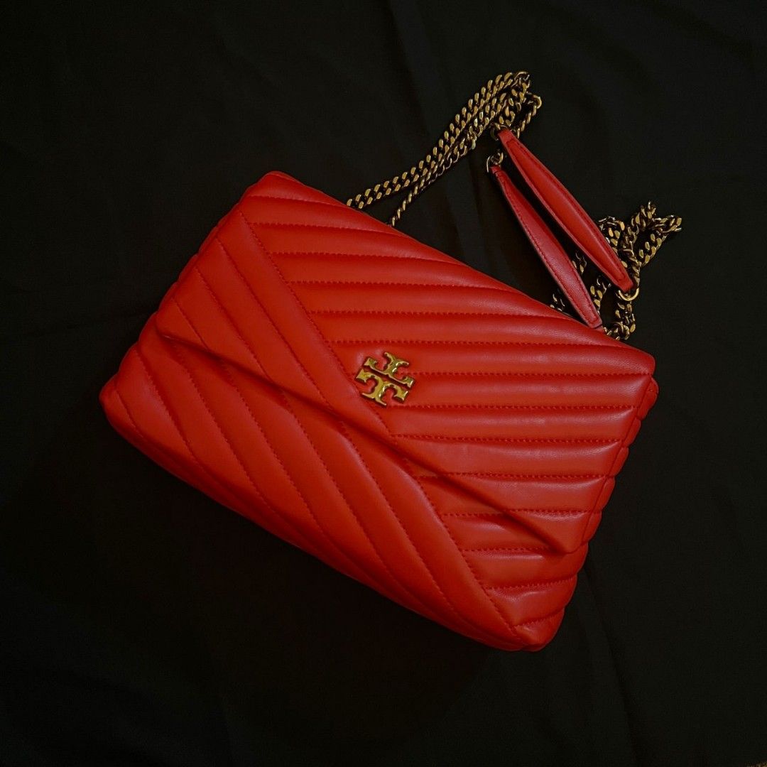 Tory Burch Kira Chevron Large, Women's Fashion, Bags & Wallets, Purses &  Pouches on Carousell