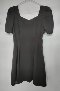(Category: ) located in . Submitted by RKsWardrobe (Listing ID 1214386529, Image 1). Description: .