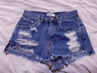 (Category: ) located in . Submitted by vcwxx9 (Listing ID 1214400440, Image 1). Description: .