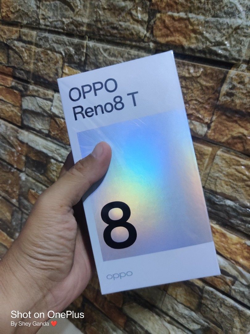 Reno 8t (Category: OPPO) located in Manila. Submitted by skychoochoo (Listing ID 1214432999, Image 1). Description: For sale or swap Reno 8t 8/256 Bagong phone ni oppo 19k nabili 15500 nalang fix 17k swapping Brandnew condition Open only for checking No issue Complete package Manila area or nearby meet up.