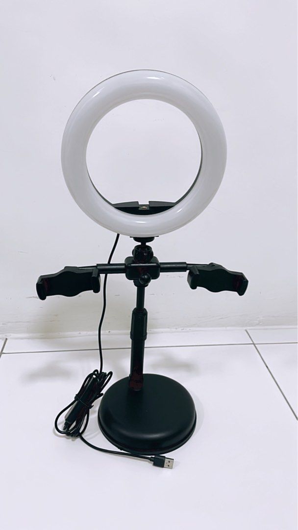 Ring light with stand, TV & Home Appliances, TV & Entertainment, TV