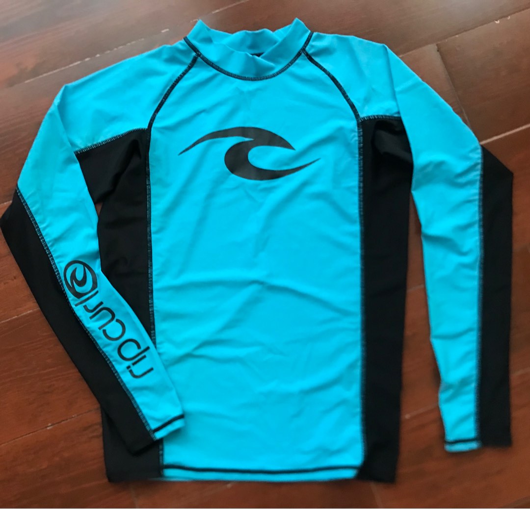 RipCurl RashGuard, Women's Fashion, Swimwear, Rash guard on Carousell