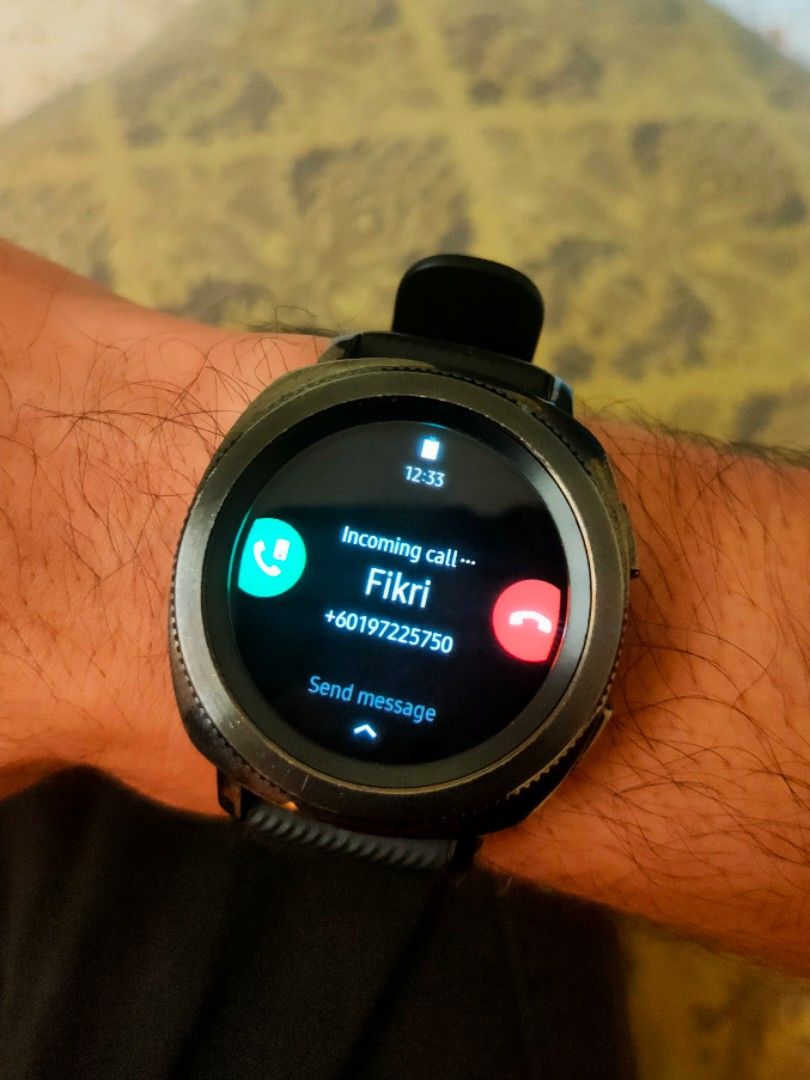 Samsung GEAR SPORT 42mm Gps Navigation Super Amoled Screen