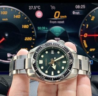 *”Emerald MarineMaster Edition” Seiko SPB105J1 Marinemaster MM200.(Pls read my post details for your requirement)