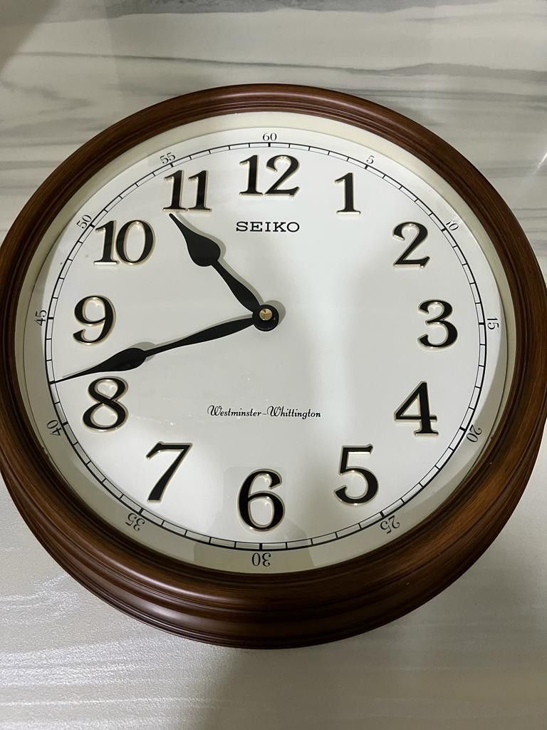 Seiko Wall Clock with 2 Chimes, Furniture & Home Living, Home Decor