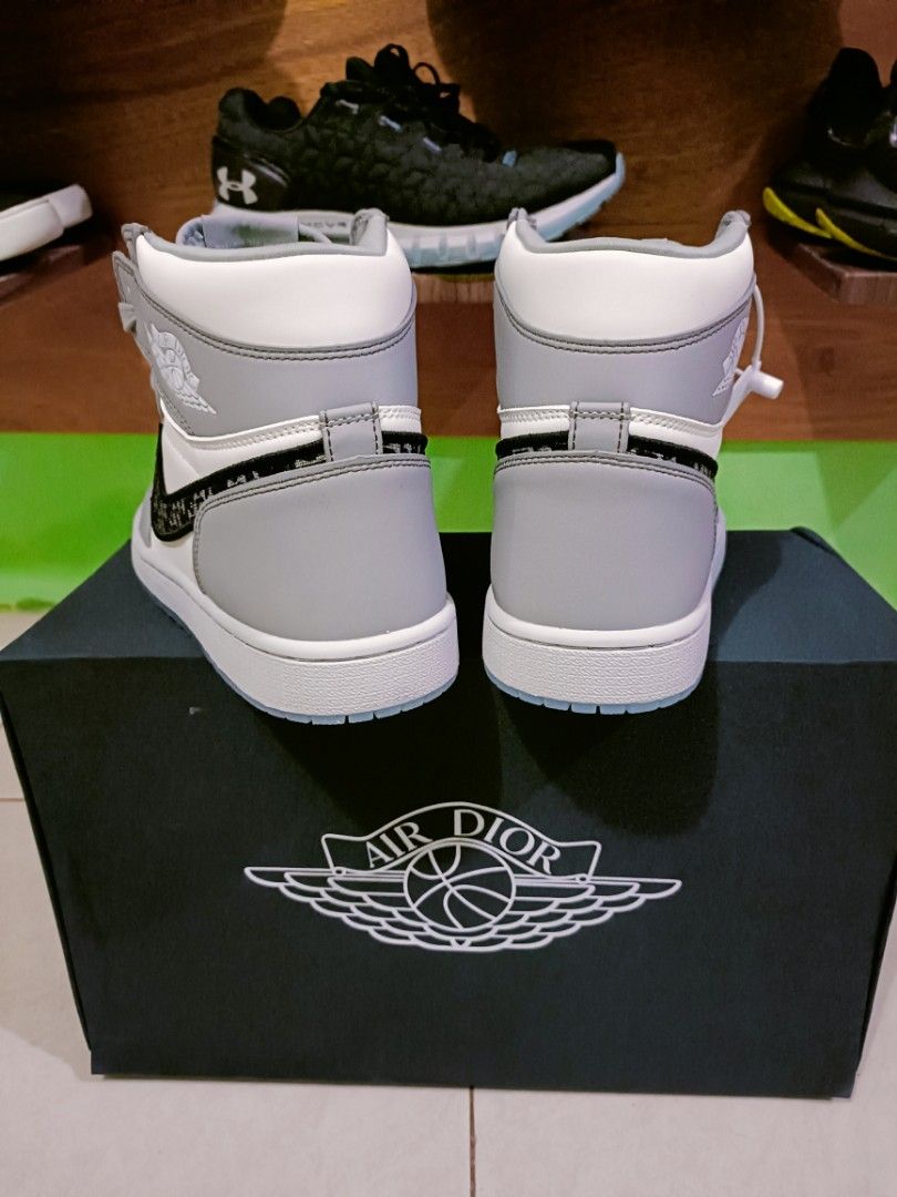 harga nike jordan x dior