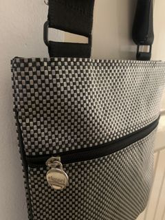 Sling bag  elunani