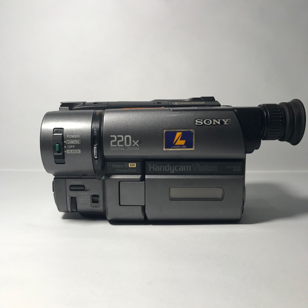 SONY HANDYCAM Video 8 XR, Photography, Video Cameras on Carousell