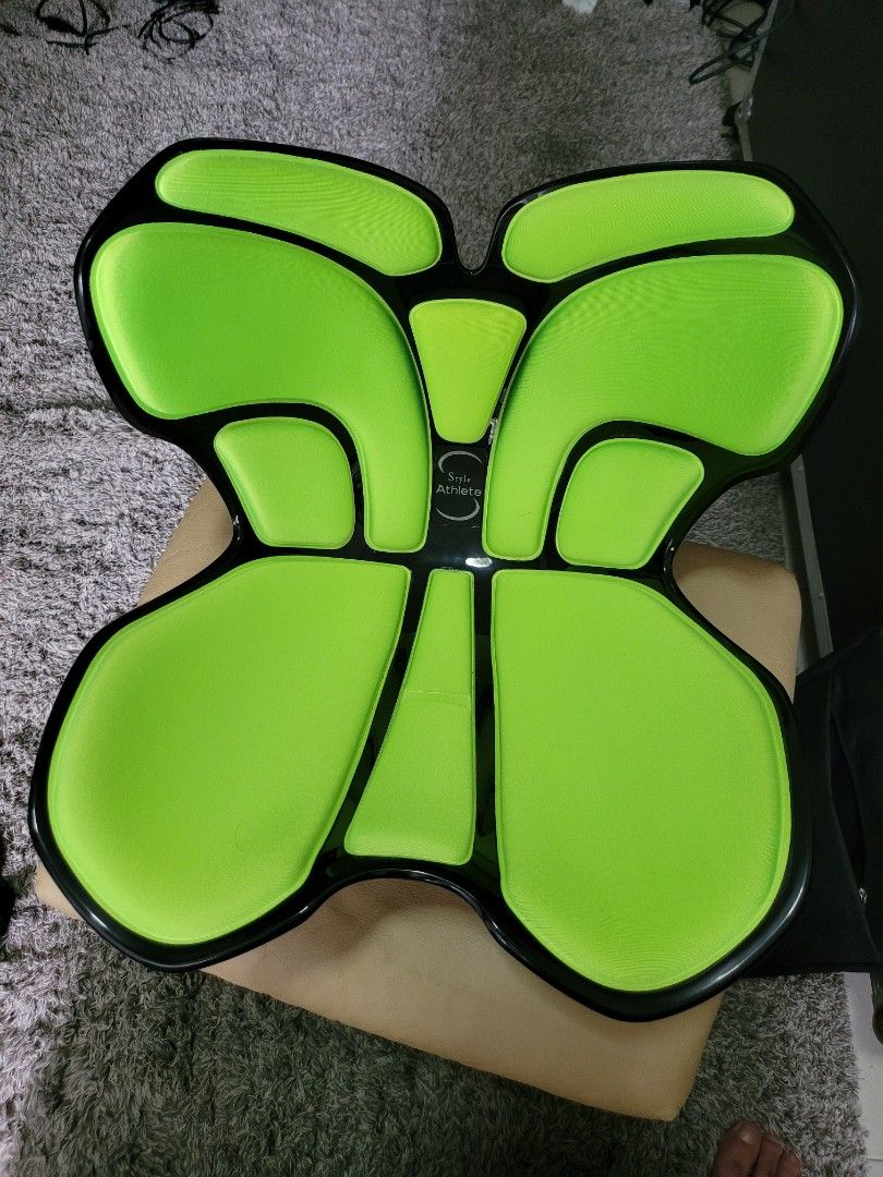 Support (Category: Braces, Support & Protection) located in Singapore. Submitted by mt0403 (Listing ID 1214359343, Image 1). Description: Not in used..