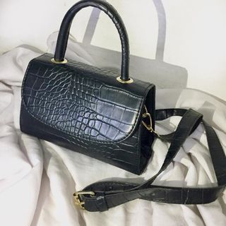 (Kategori: ) berada di . Dikirim oleh pre.lo.vedbynis (ID iklan 1214477862, Gambar 1). Deskripsi: .