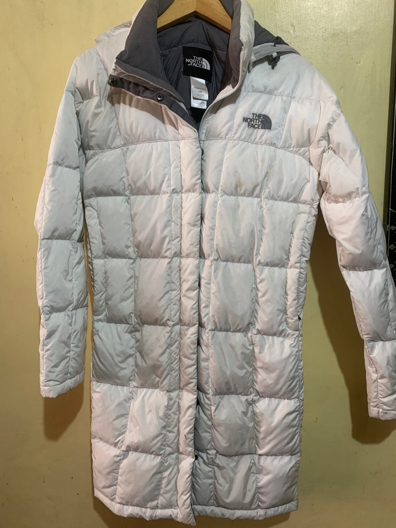 TNF 600, Women's Fashion, Coats, Jackets and Outerwear on Carousell