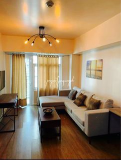 Two Serendra Meranti 1BR with balcony for Sale