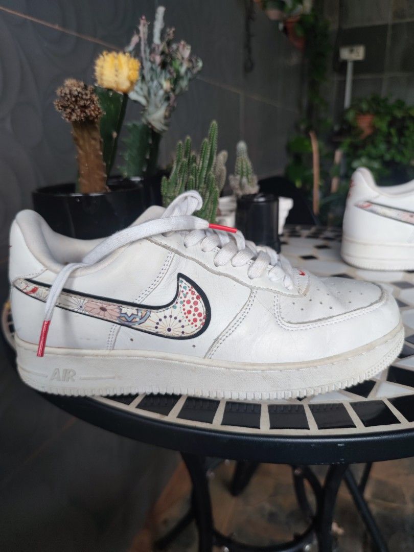 Used nike air force hot sale