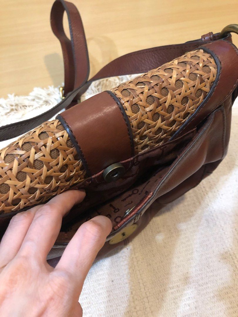 Vintage Fossil Rattan Leather crossbody bag, Women's Fashion, Bags