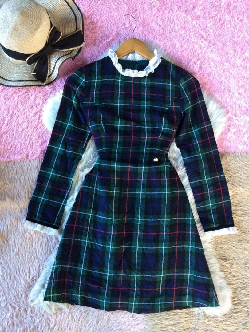 Vintage LongSleeve Dress (Category: Dresses) located in Laoag. Submitted by baggeliaph_25 (Listing ID 1214411108, Image 1). Description: Vintage Dress FITS TO S-M Bodyframe No Flaws.
