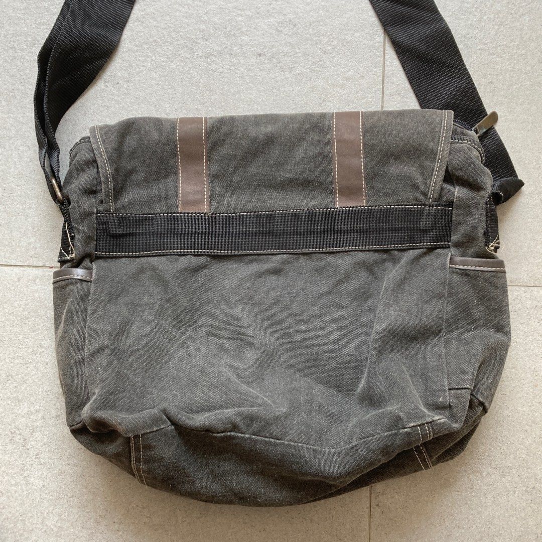WH&PL messenger bag y2k grunge gorpcore, Men's Fashion, Bags, Sling Bags on Carousell