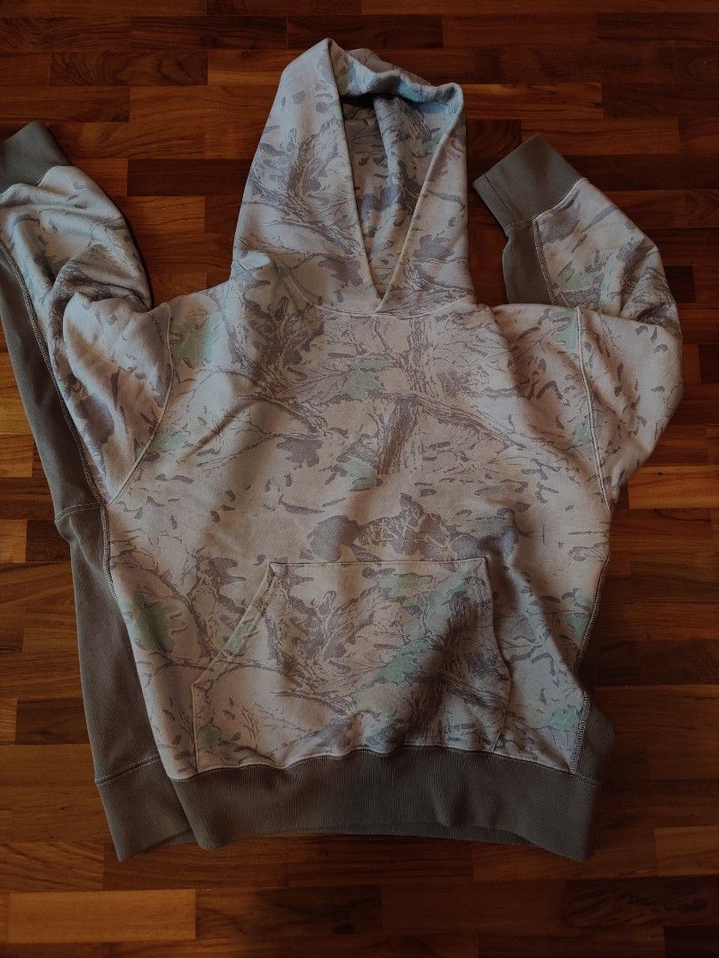 Yeezy new arrivals camo hoodie