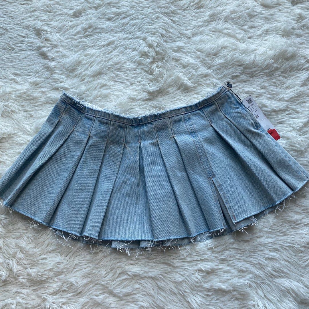 Zara denim pleated skirt Women s Fashion Bottoms Skirts on