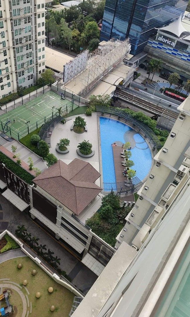12BR LIPAT AGAD MAKATI CONDO RENT TO OWN SAN LORENZO MAGALLANES TAFT