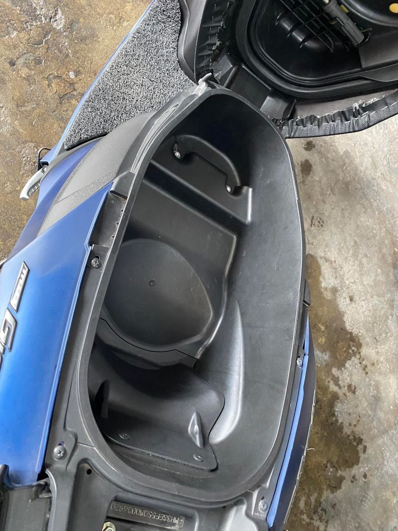 2021 Yamaha Gravis Blue, Motorbikes, Motorbikes for Sale on Carousell