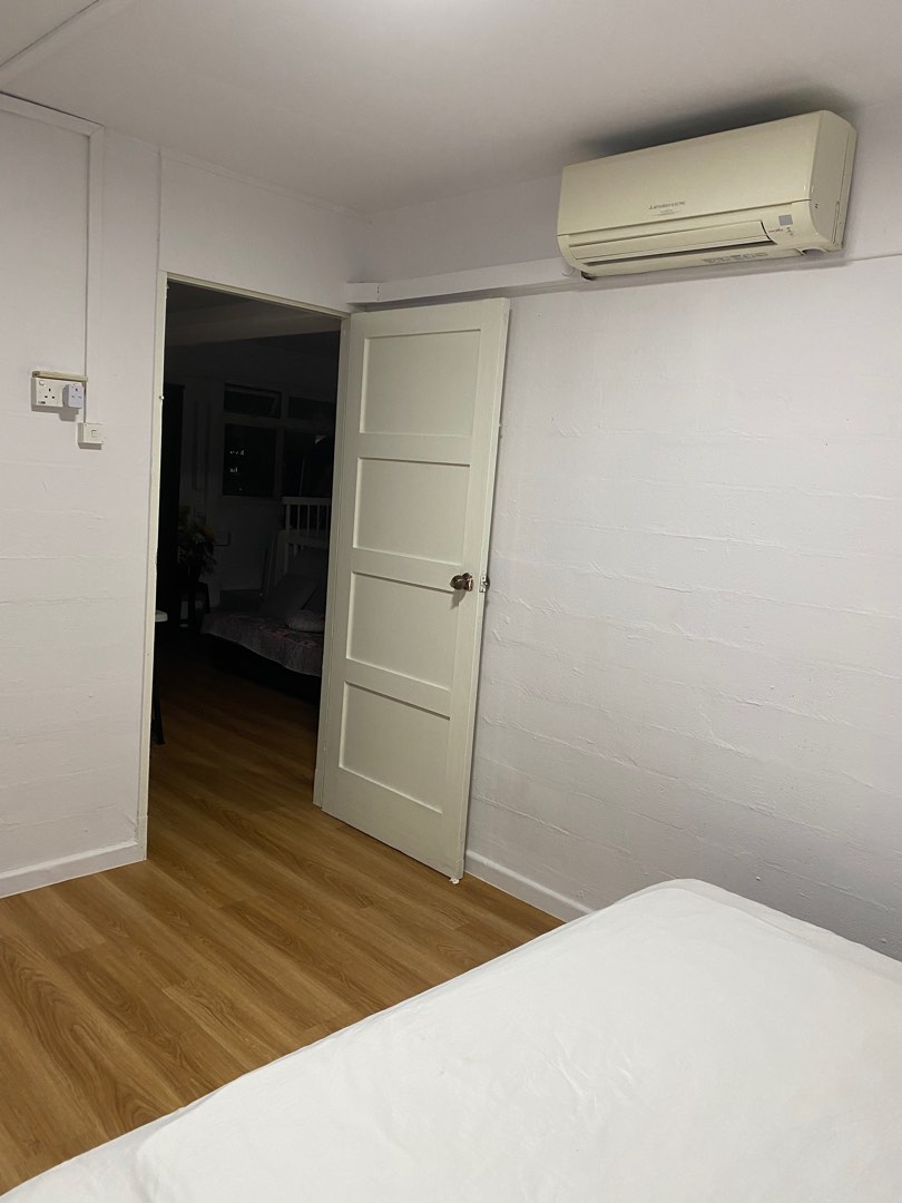 (Category: ) located in . Submitted by ash.it (Listing ID 1214674304, Image 1). Description: .
