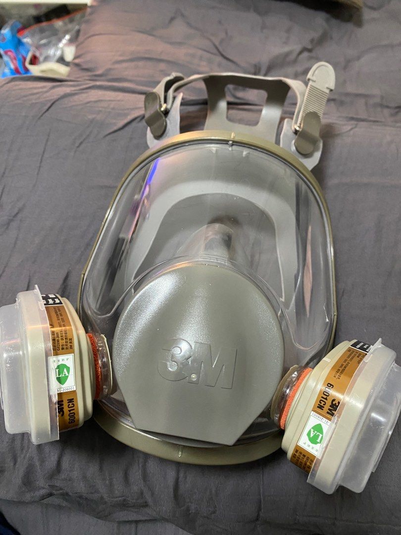 3M Full face Respirator, Furniture & Home Living, Home Improvement