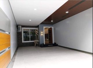 4-Bedroom 3-Storey  Townhouse For Sale in  Brgy UP Village, Quezon City
