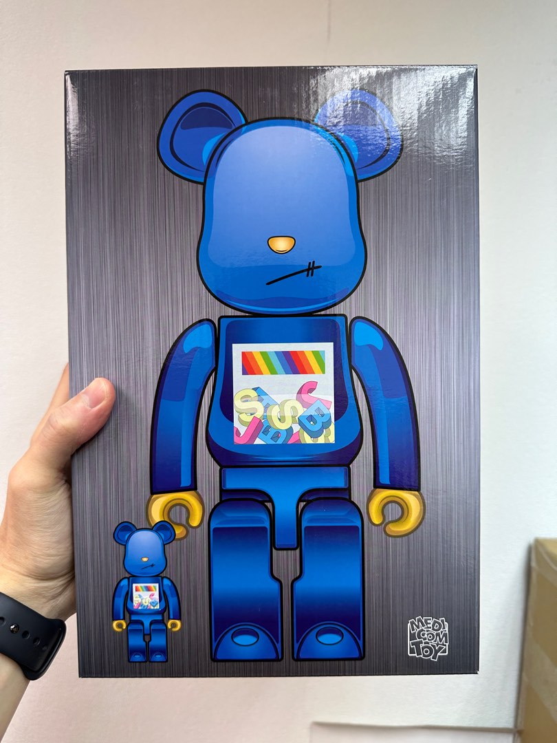 市場罕有Bearbrick 400% + 100% JSB 已絕版, 興趣及遊戲, 玩具& 遊戲類 