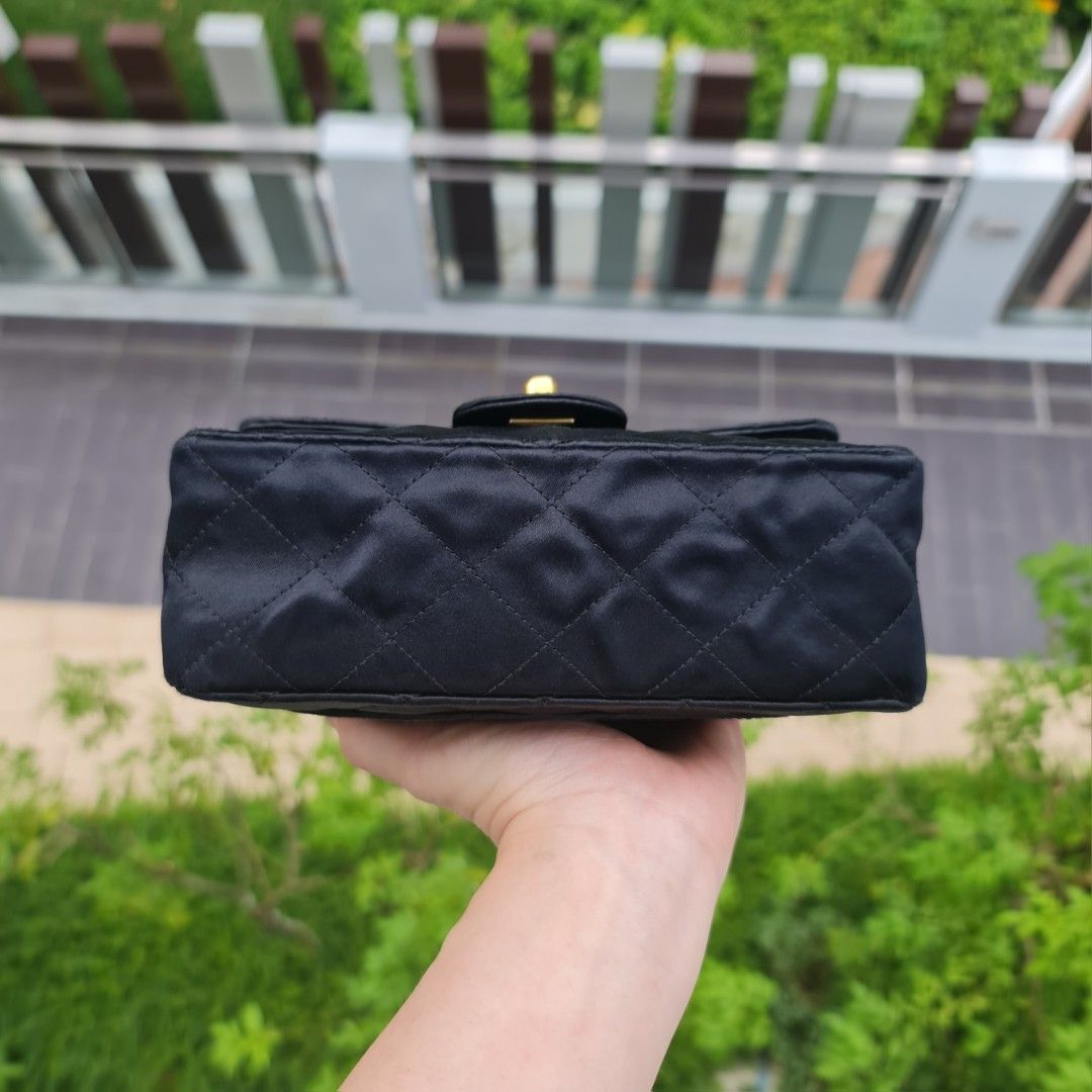 Chanel Black Caviar Classic Quilted Square Mini Flap Bag GHW