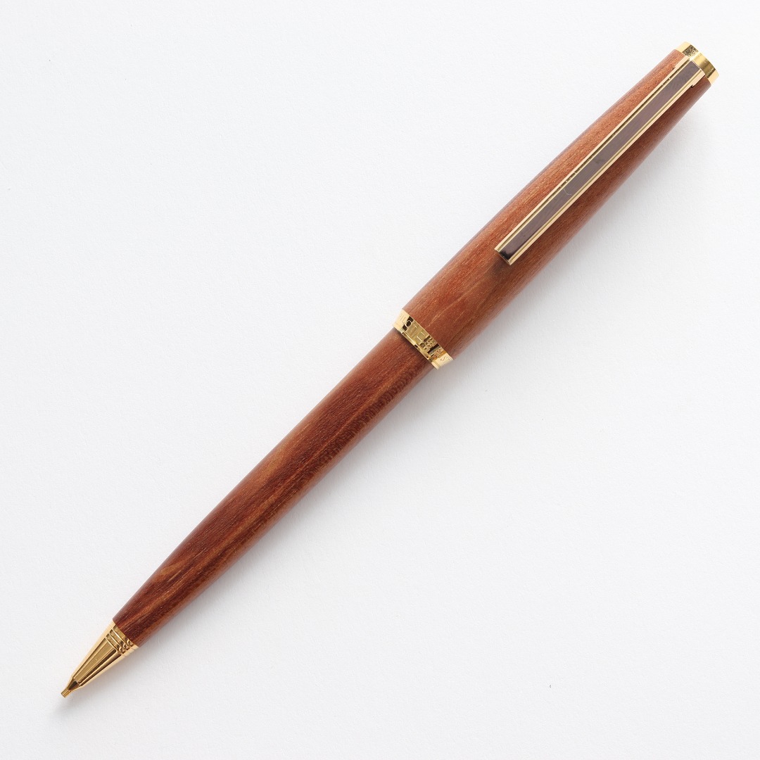 百樂牌楓木鉛芯筆 PILOT Custom Maple 0.5mm pencil, 興趣及遊戲, 手作＆自家設計, 文具 - Carousell