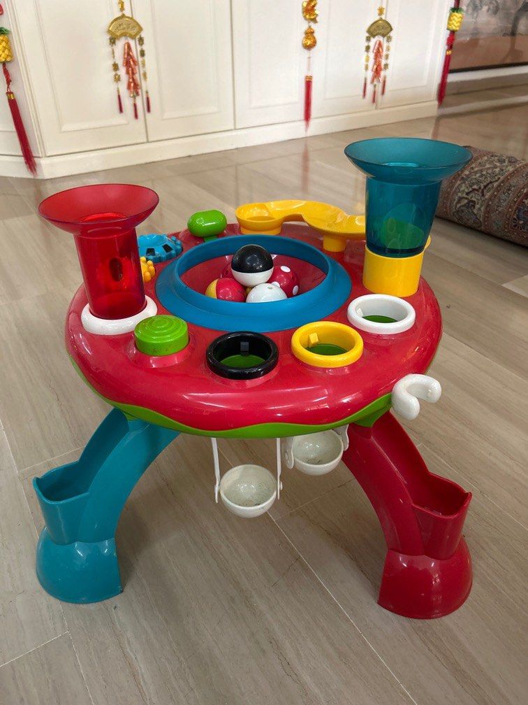 Baby activity table with balls online