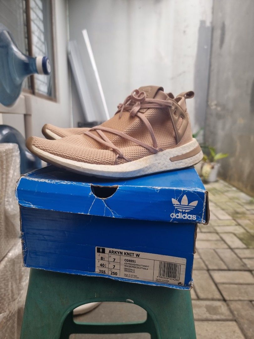 Adidas arkyn nude store