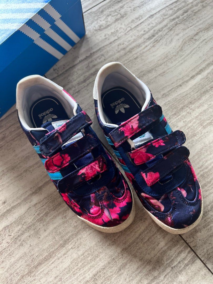 Adidas top dragon wit