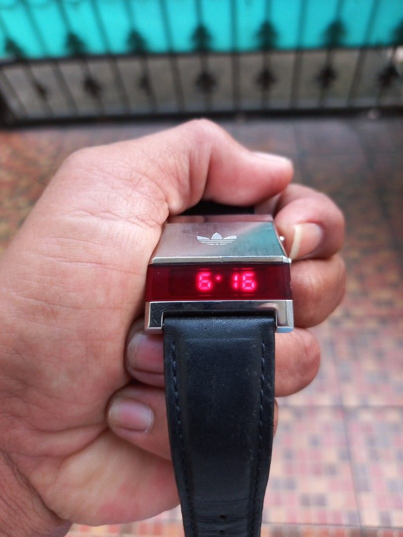 Jam adidas cheap led watch