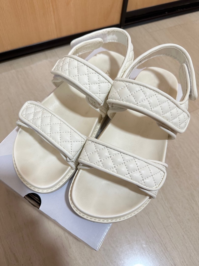 White sandals clearance 2019