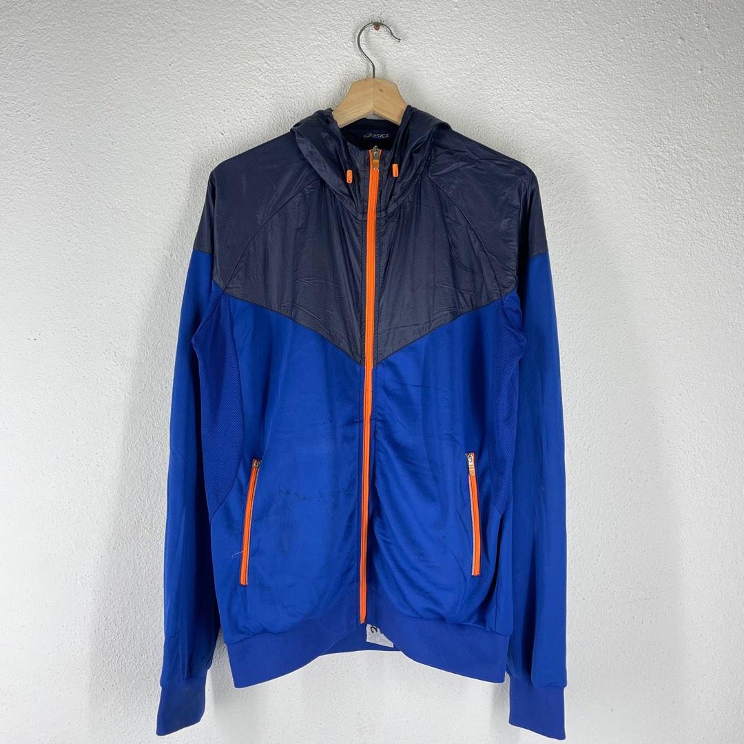 Asics windbreaker Hoodie, Men's Fashion, Activewear on Carousell