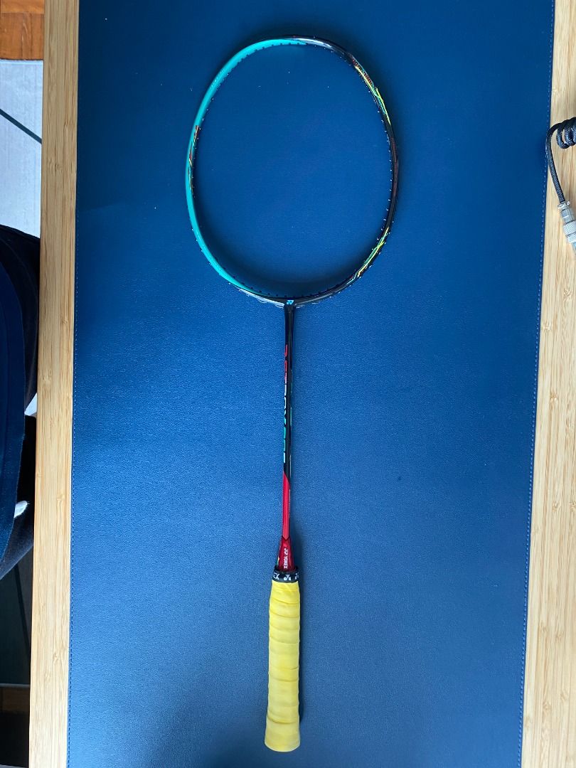 Astrox 88s + FREE racket bag, Sports Equipment, Sports & Games, Racket