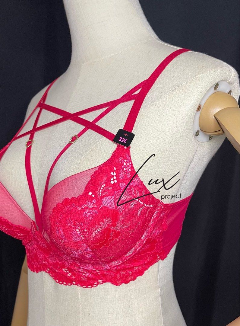 Authentic La Senza Hello Sugar Push Up Bra Red Lace Sexy, Women's Fashion,  Tops, Other Tops on Carousell