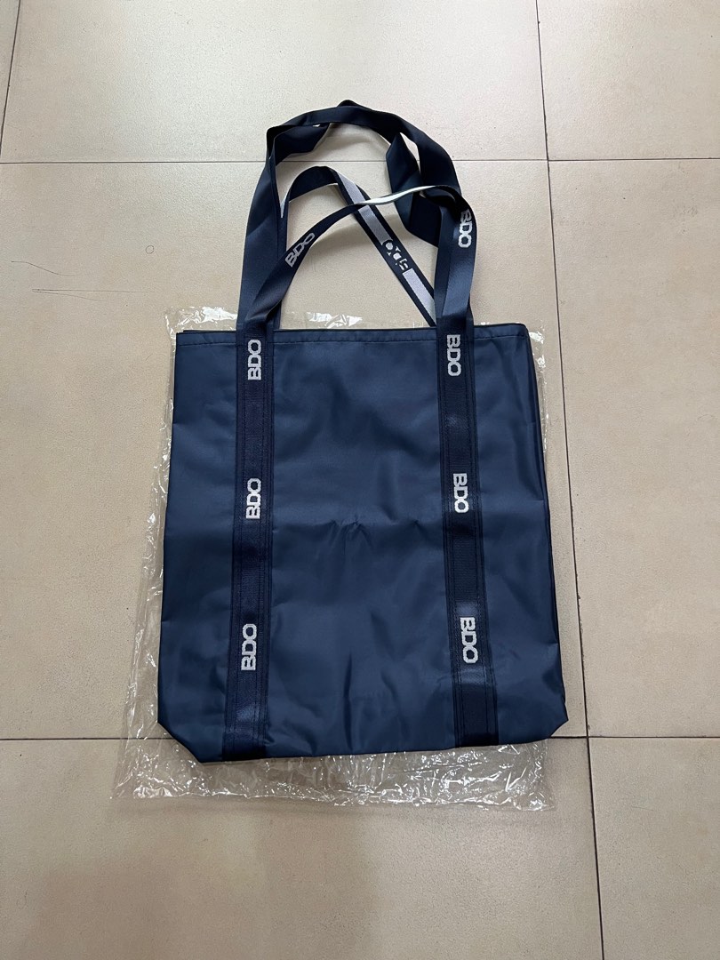Bdo modern bag, double strap for shoulder and hand carry on Carousell