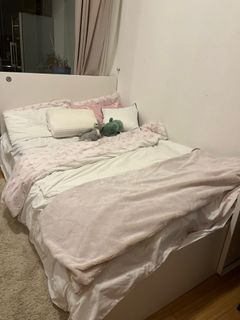 (Category: ) located in . Submitted by bokke2019 (Listing ID 1214666233, Image 1). Description: .