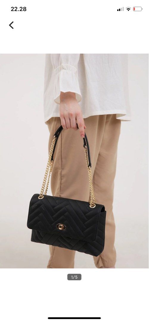 Sell Minka Bucket Bag Small-bags | Berrybenka.com