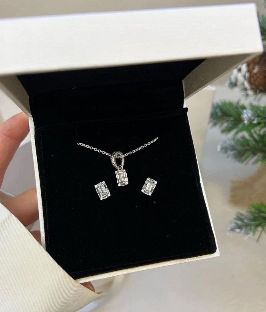 Pandora luminous deals ice necklace